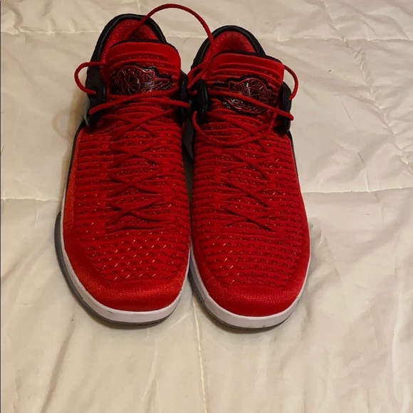 Air Jordan XXXII - Picture 3 of 3